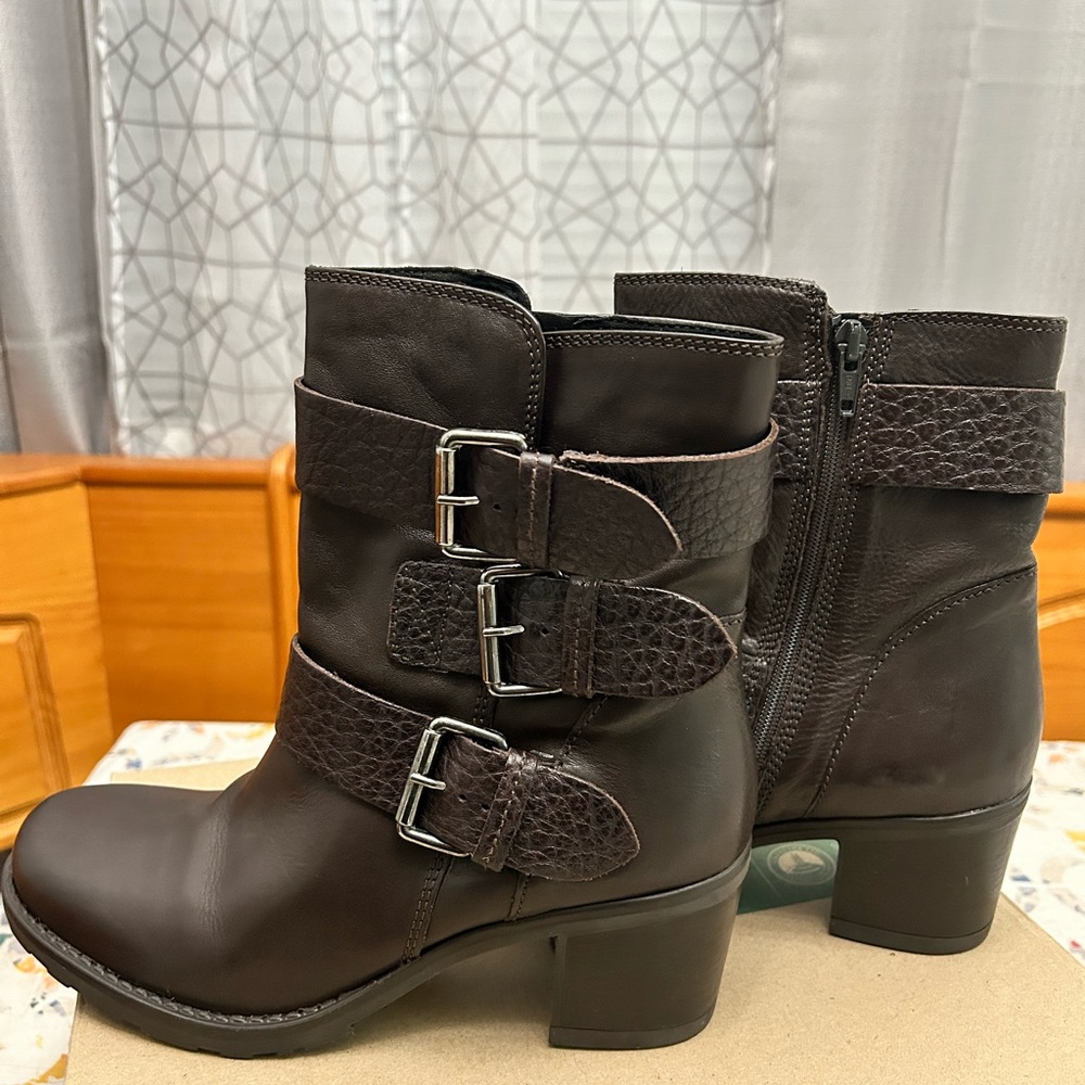 Women’s Shoes
